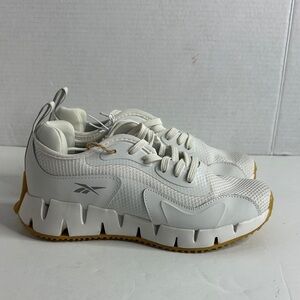 Reebok Zig Dynamica White Gum Women’s Running Shoes in Size 8